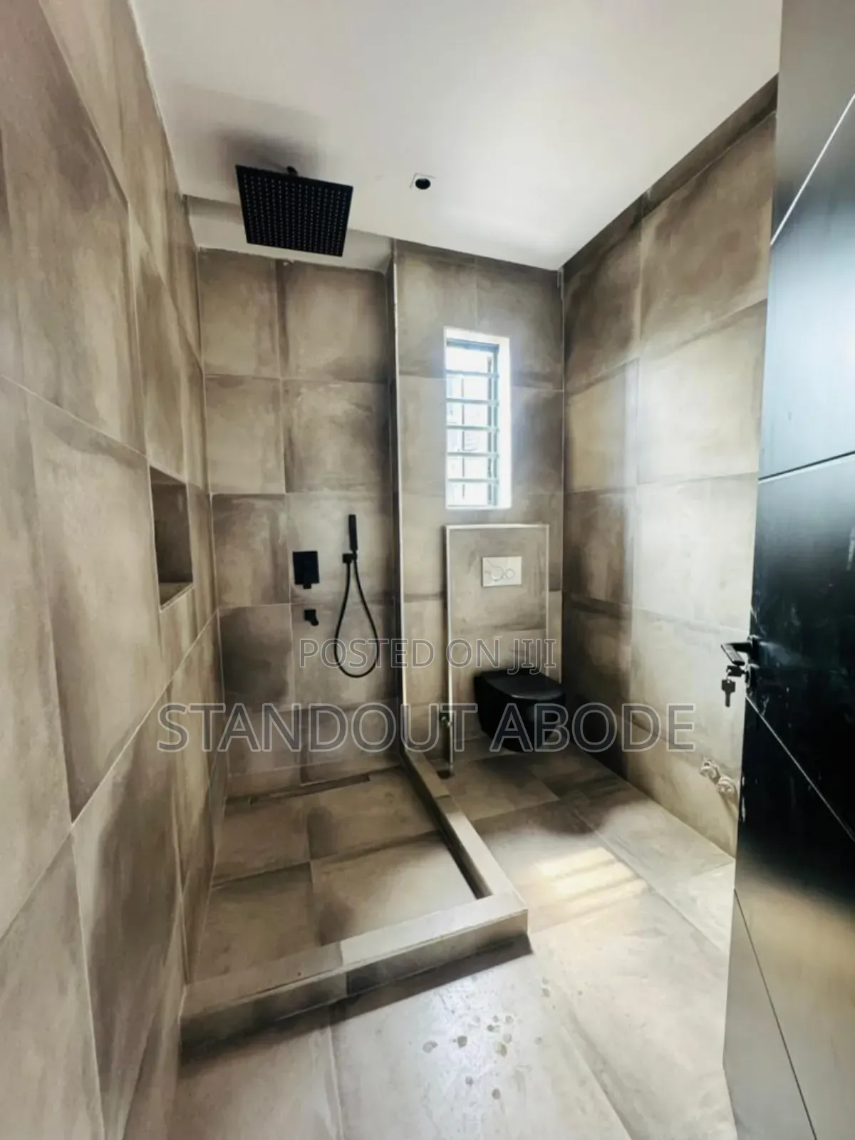 5bdrm Duplex in Inside An  Estate, Ikeja GRA for sale in Ikeja GRA