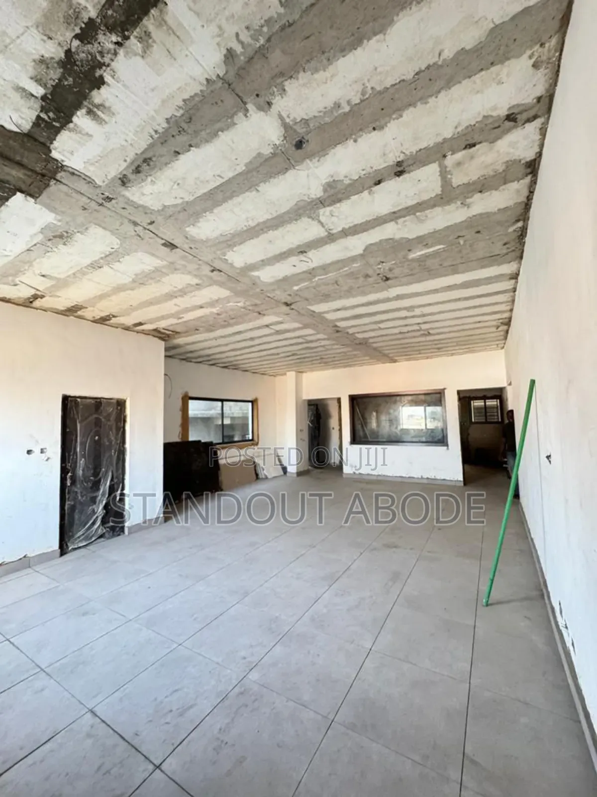 3bdrm Apartment in In An Estate, Yaba for sale in Yaba
