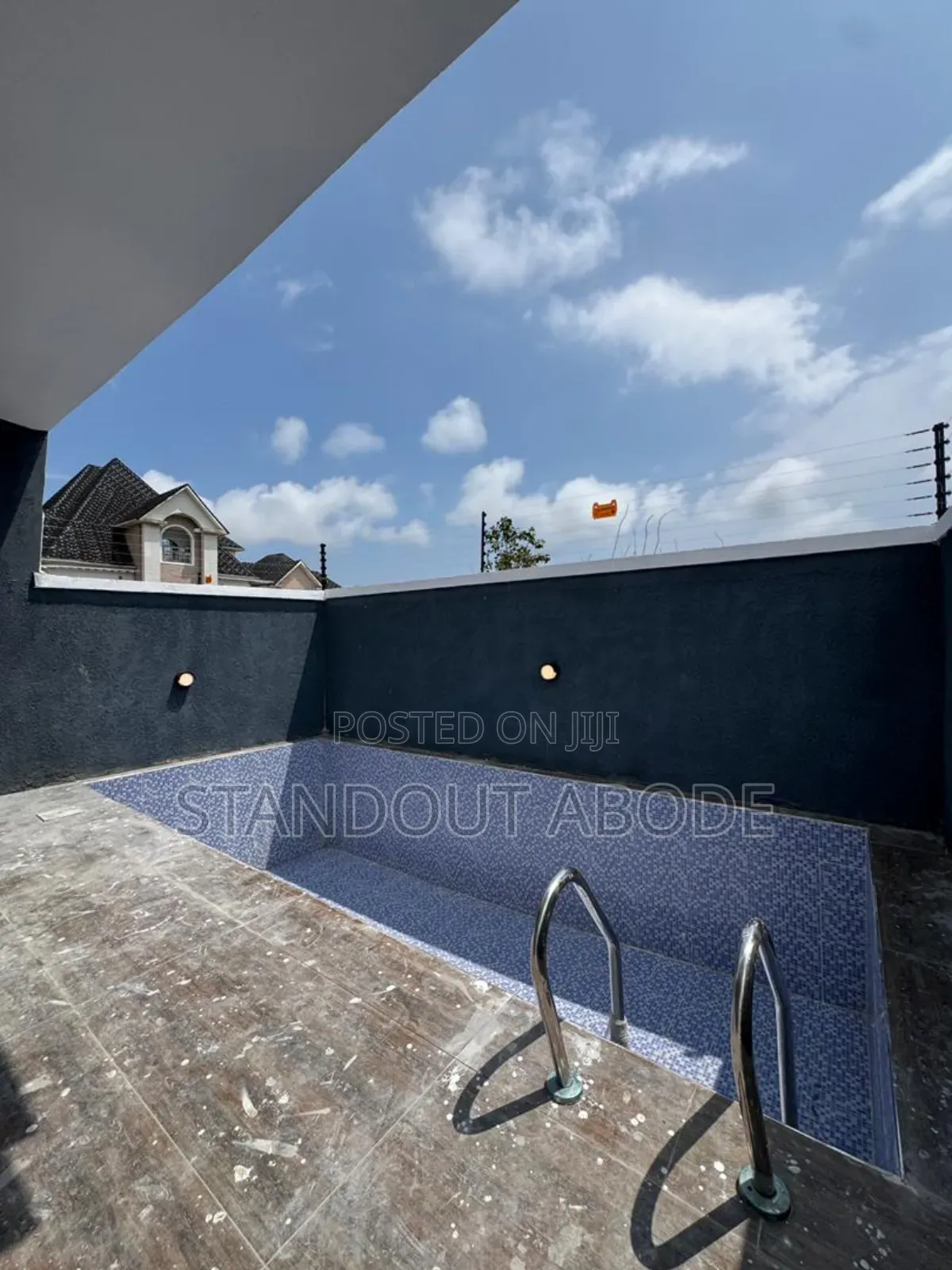 5bdrm Duplex in Abraham Adesanya for sale in Abraham Adesanya