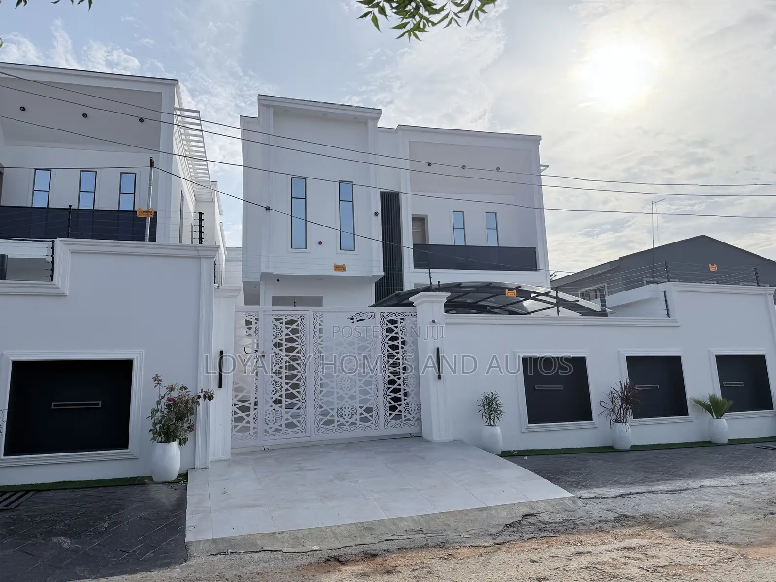 5bdrm Duplex in Omole Phase 1 Ikeja for sale in Omole Phase 1