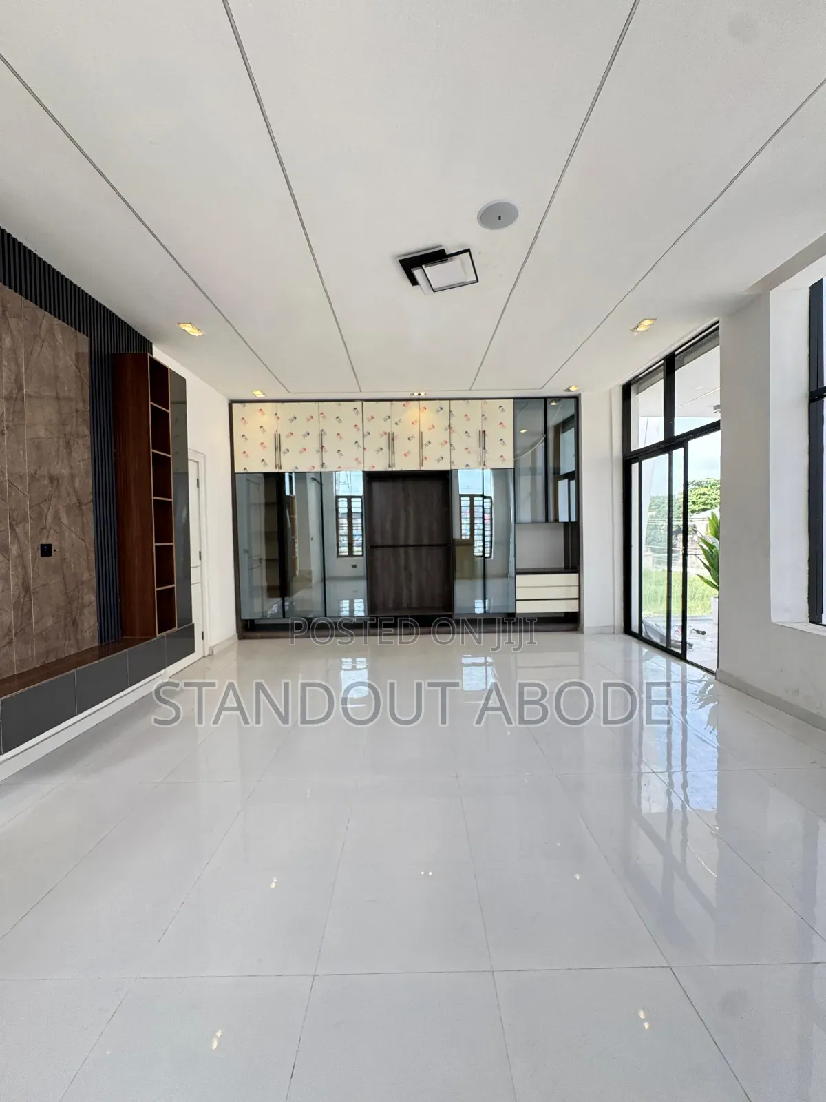 5bdrm Duplex in Lekki, Chevron for sale in Chevron