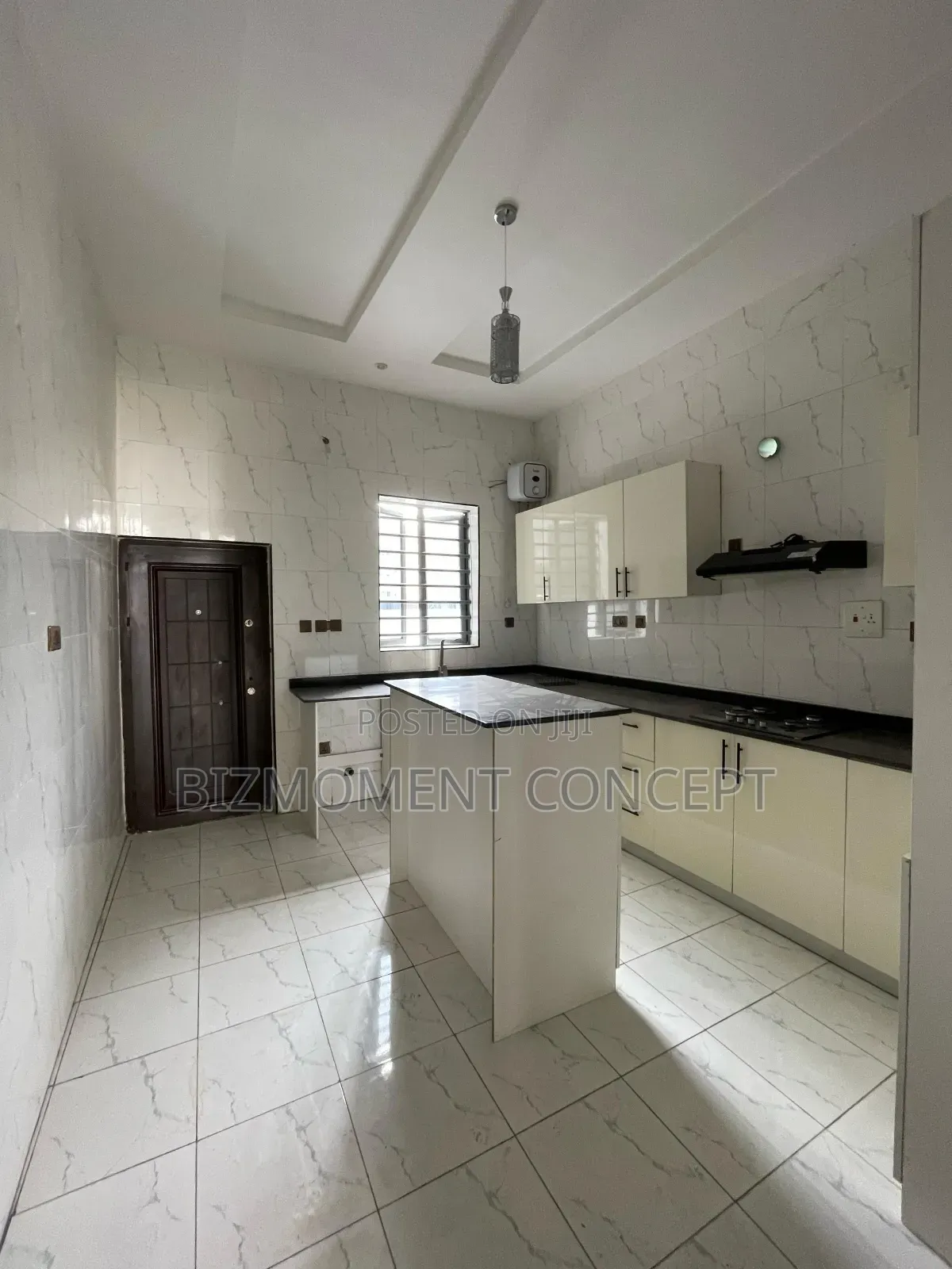 4bdrm Duplex in New Road, Lekki Expressway for sale in Lekki Expressway
