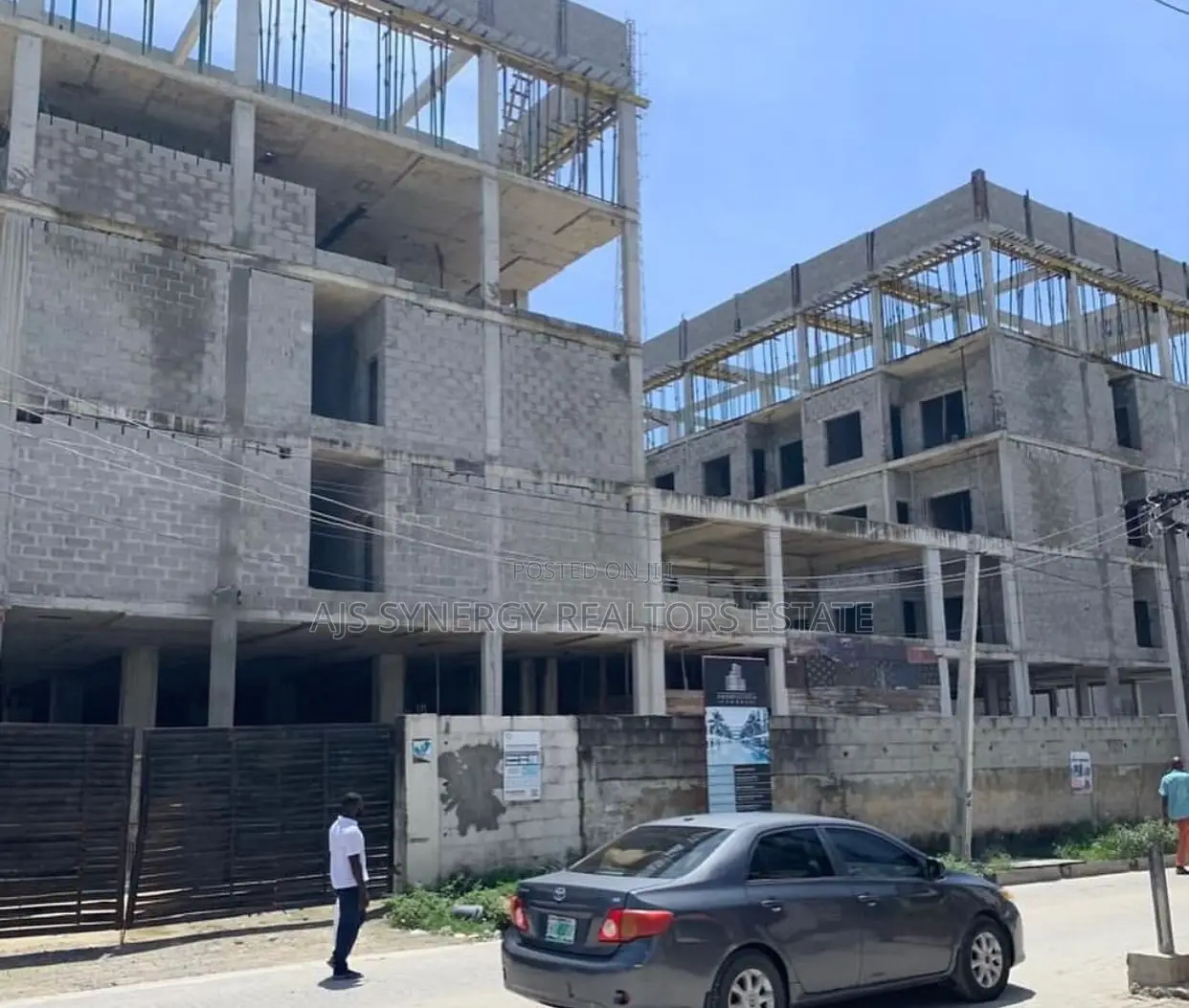 Furnished 1bdrm Apartment in Lekki Phase 1 for sale in Lekki Phase 1