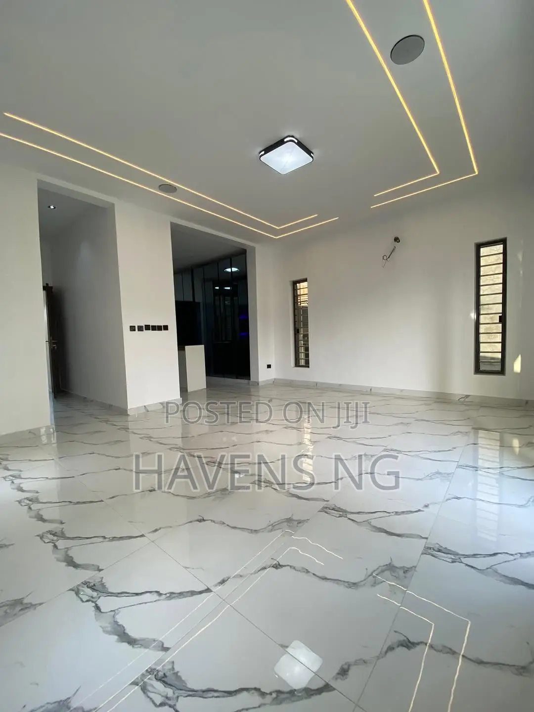 4bdrm Duplex in Osapa london for sale in Osapa london