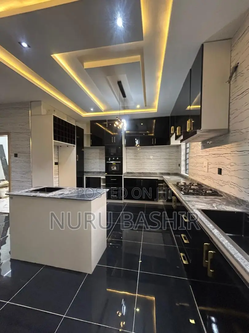 4bdrm Duplex in Victory Garden, Akala Express for sale in Akala Express