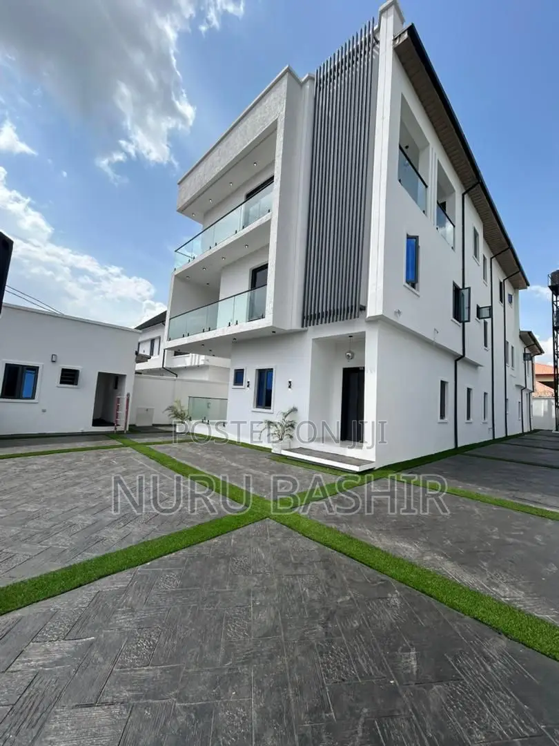 Furnished 5bdrm Duplex in Oluyole Estate for sale in Oluyole Estate