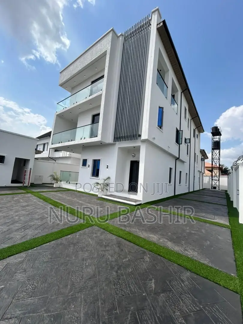 Furnished 5bdrm Duplex in Oluyole Estate for sale in Oluyole Estate