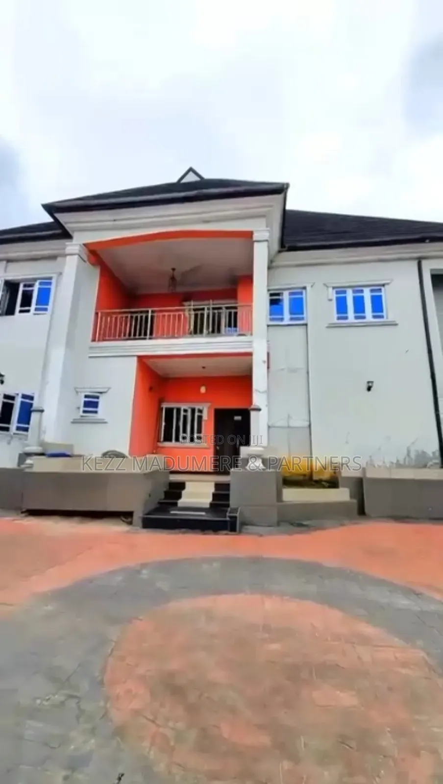 6bdrm Duplex in Gated Estate for sale in Port-Harcourt