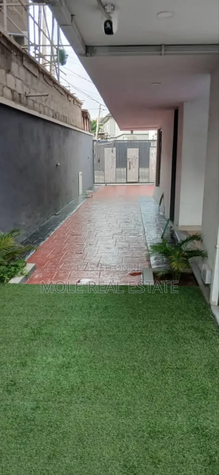 Furnished 5bdrm Duplex in Omole Phase 1 for sale in Omole Phase 1