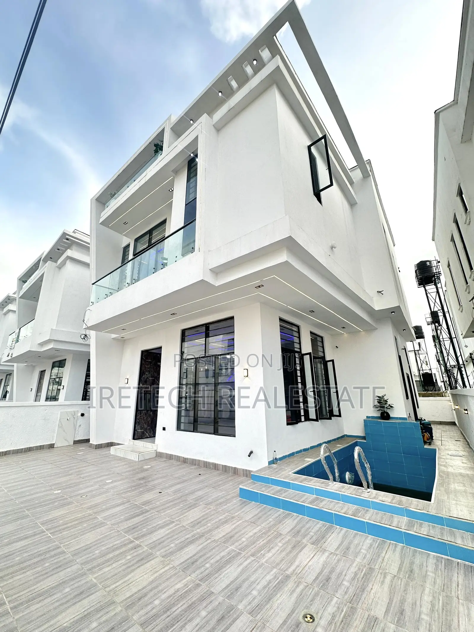 4bdrm Duplex in Ajah In A Gated for sale in Ado / Ajah