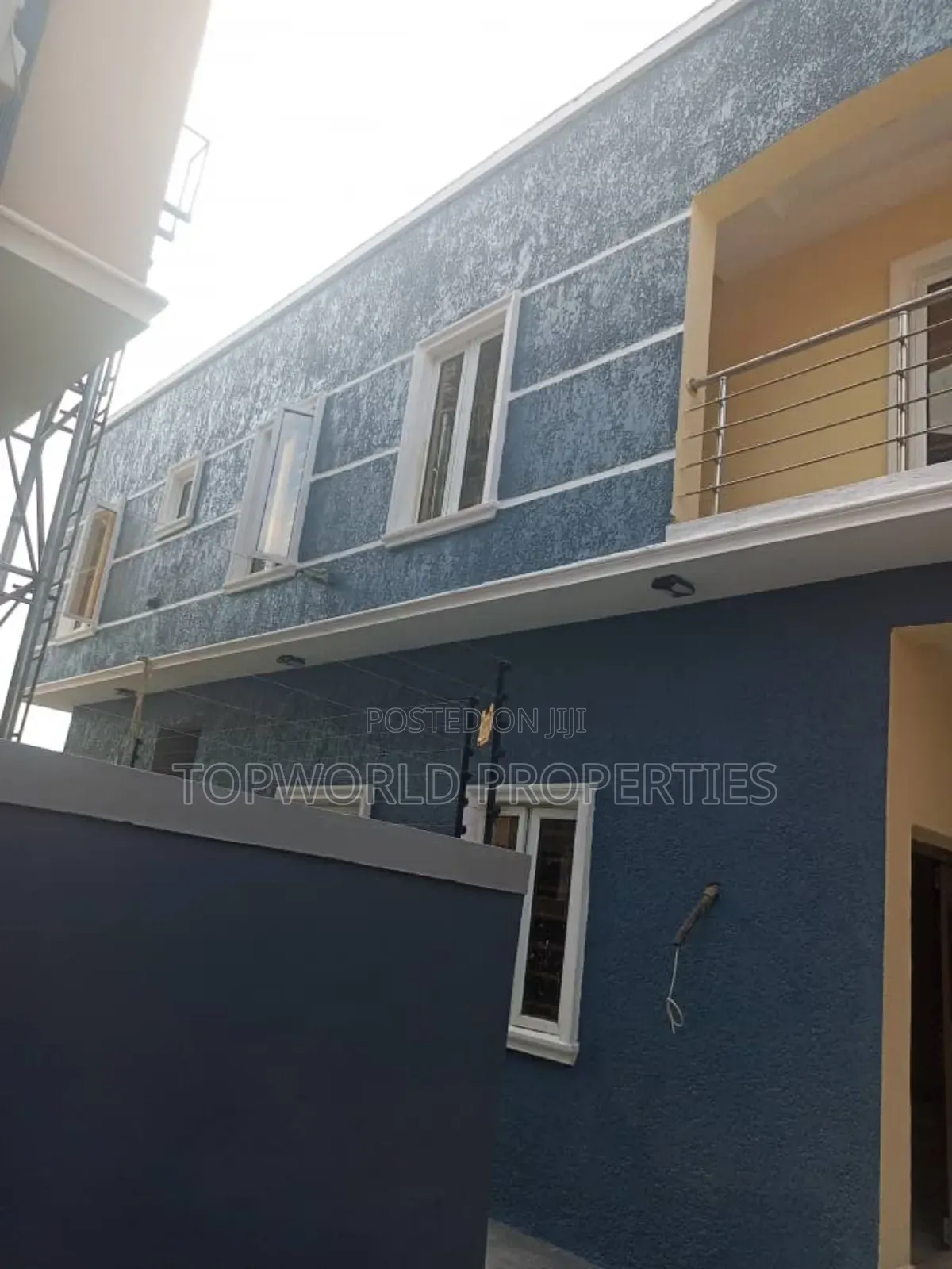 4bdrm Duplex in Magodo Phase 1, Ojodu for sale in Ojodu