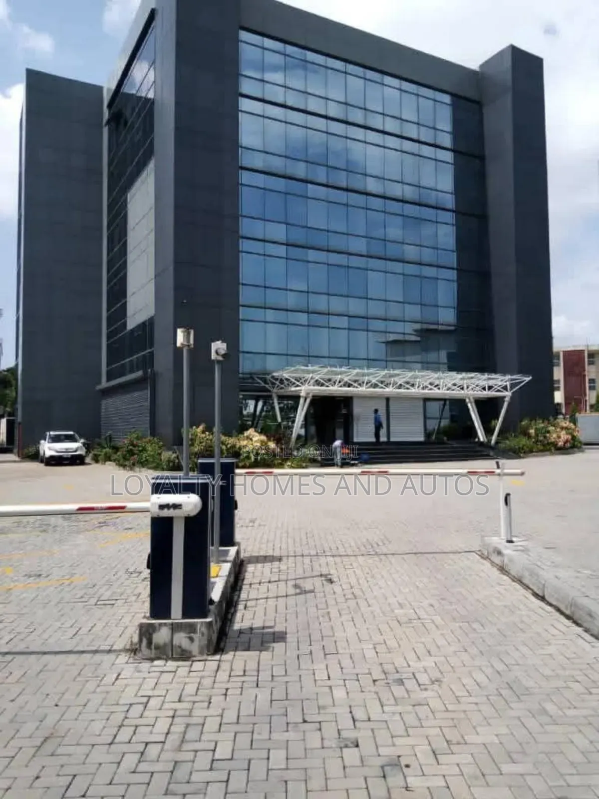 Commercial Tower/Plaza in Victoria Island Lagos in Victoria Island