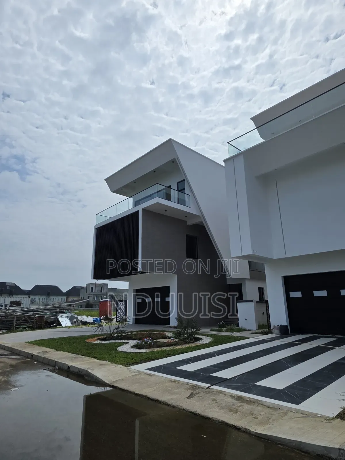5bdrm Duplex in Mayrose Park Estate for sale in VGC / Ajah