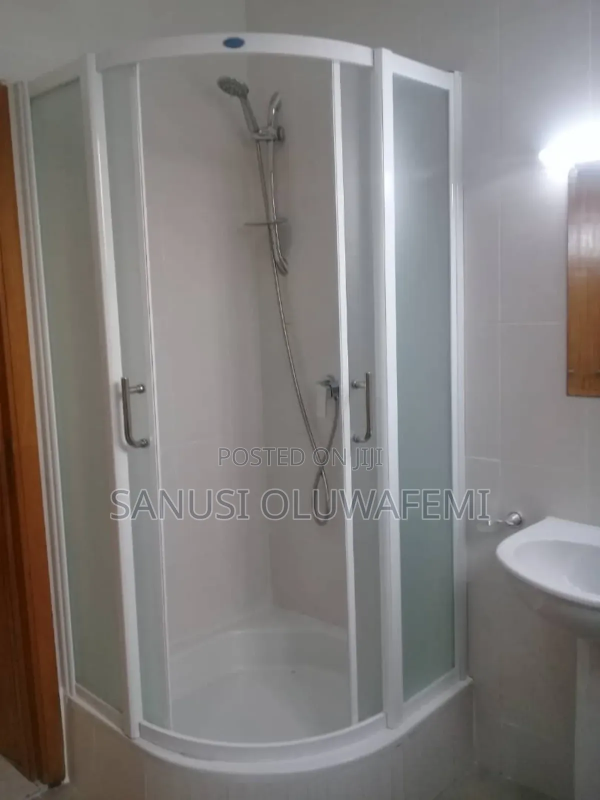 3bdrm Block of Flats in Parkview Estate for rent in Parkview Estate