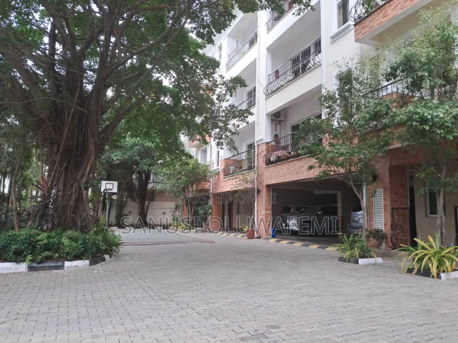 3bdrm Block of Flats in Parkview Estate for rent in Parkview Estate