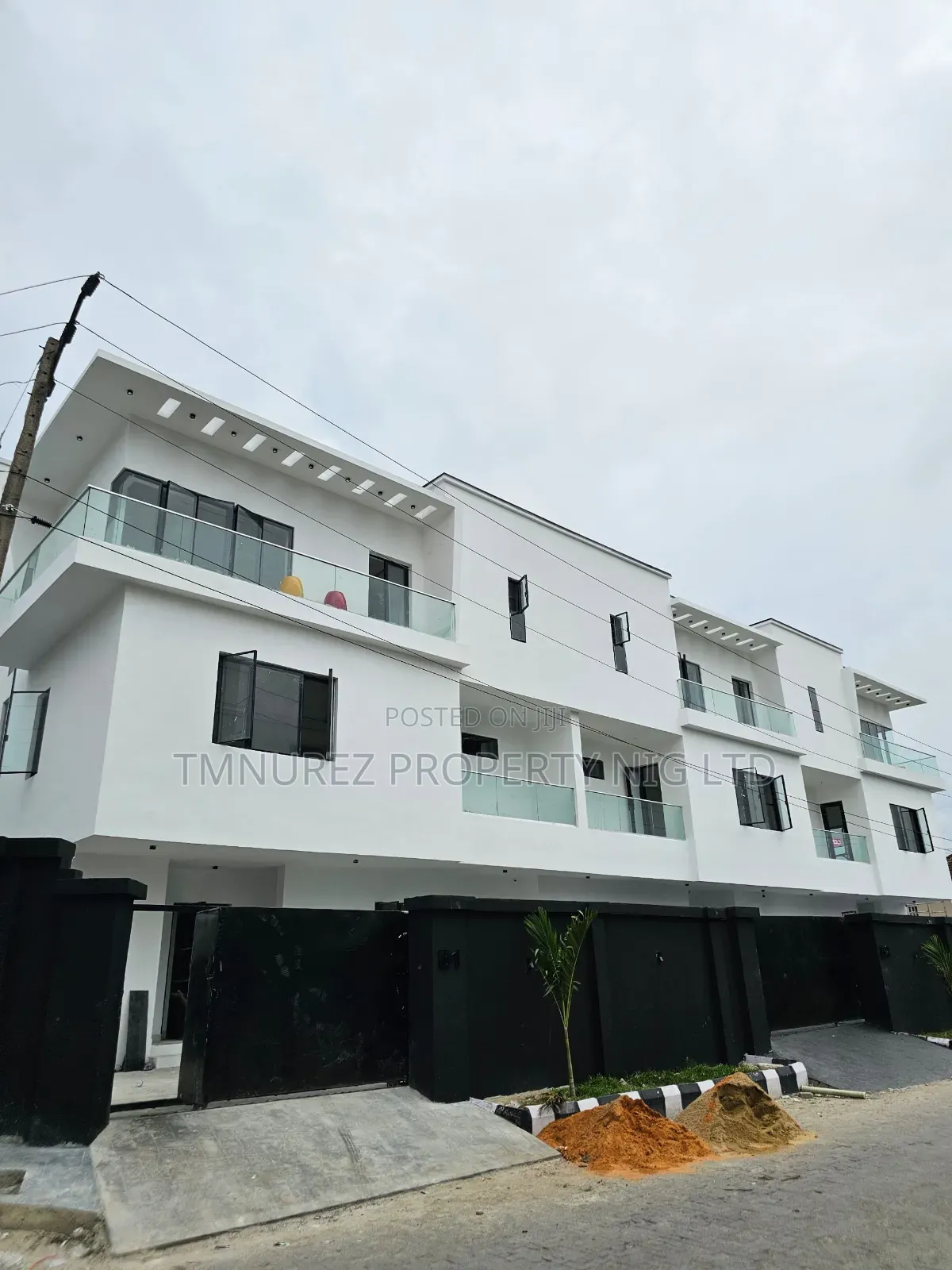 4bdrm Duplex in Ikate for sale in Ikate