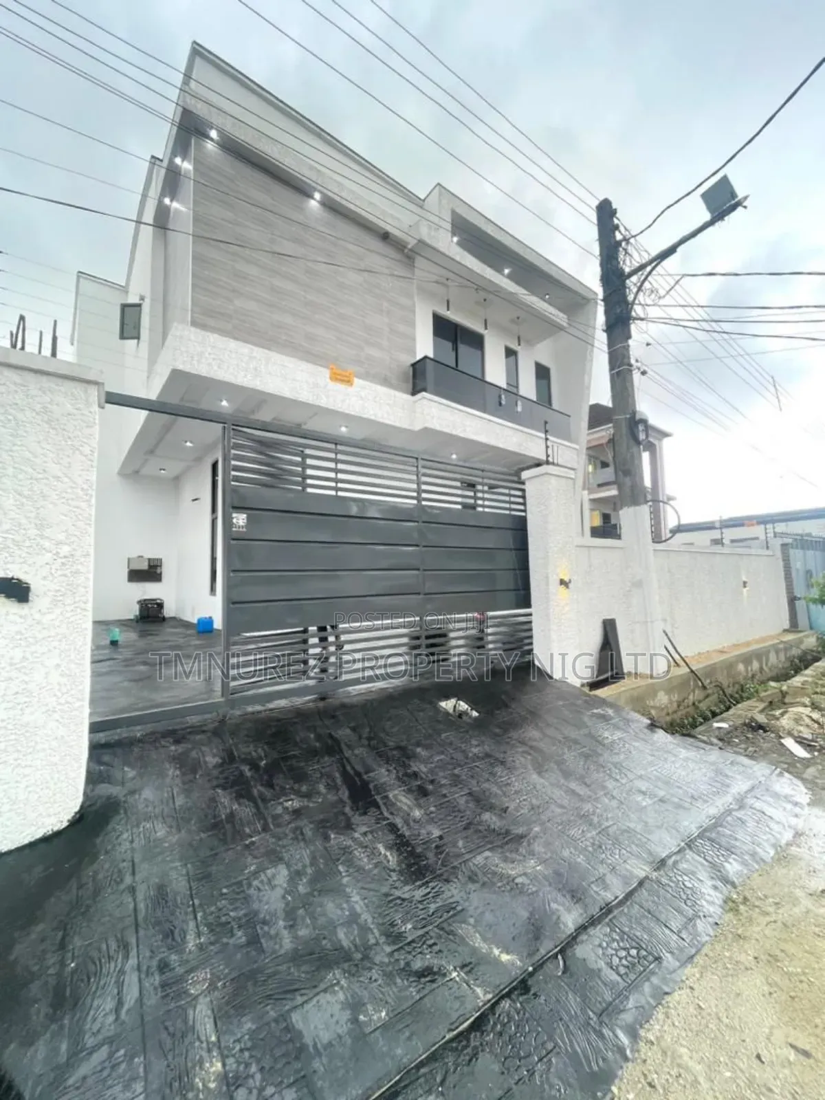 4bdrm Duplex in Ajah for sale in Ajah