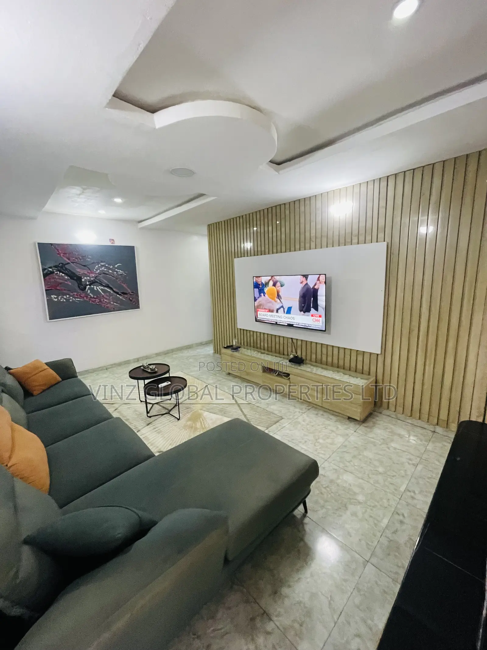 Luxury Furnished 2 Bedroom Apartment With Pool, Gym 24/7hrs Power in Lekki