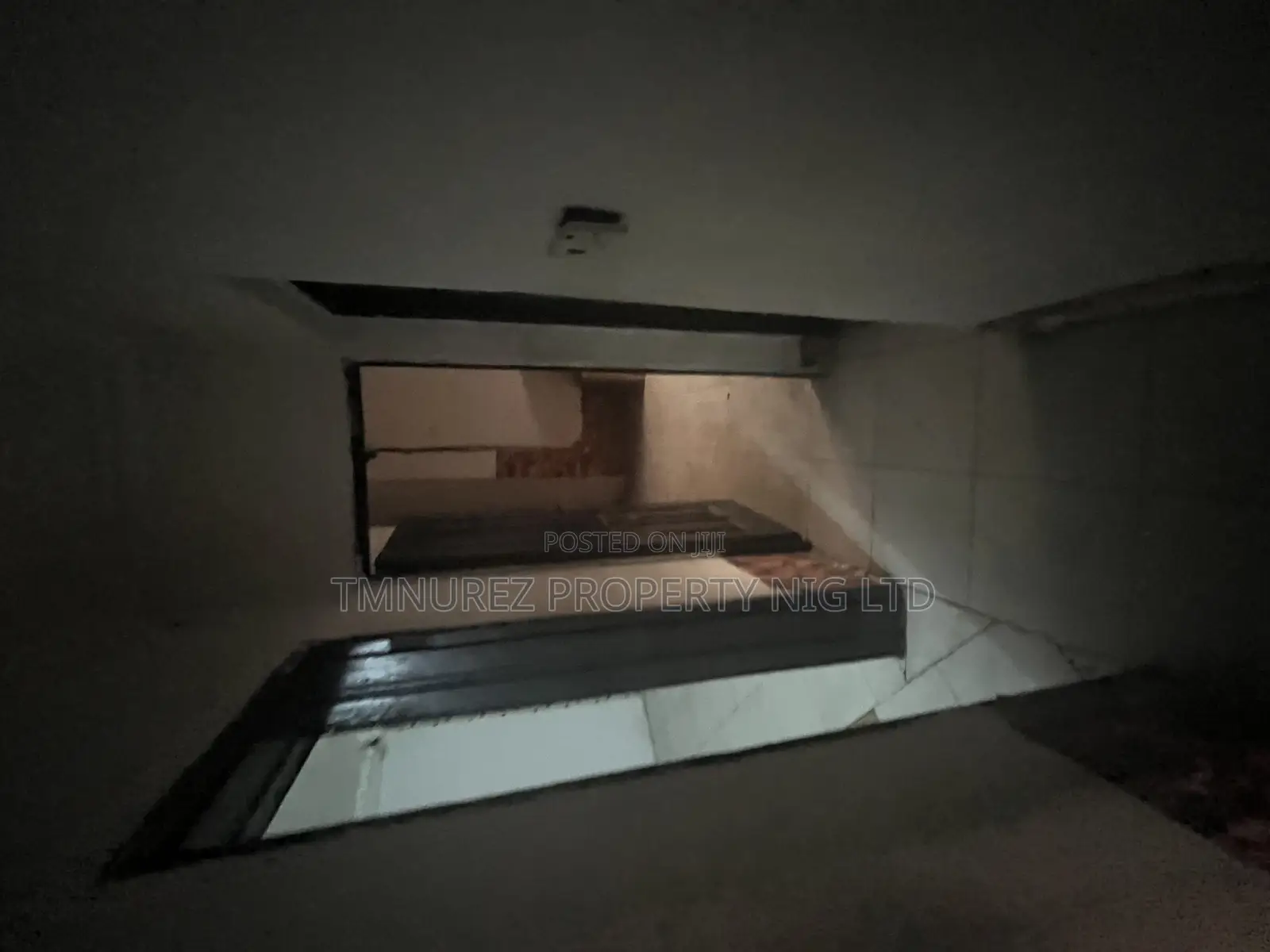 3 Bedroom Apartments to Let for for Office Purposes in Lekki Phase 1