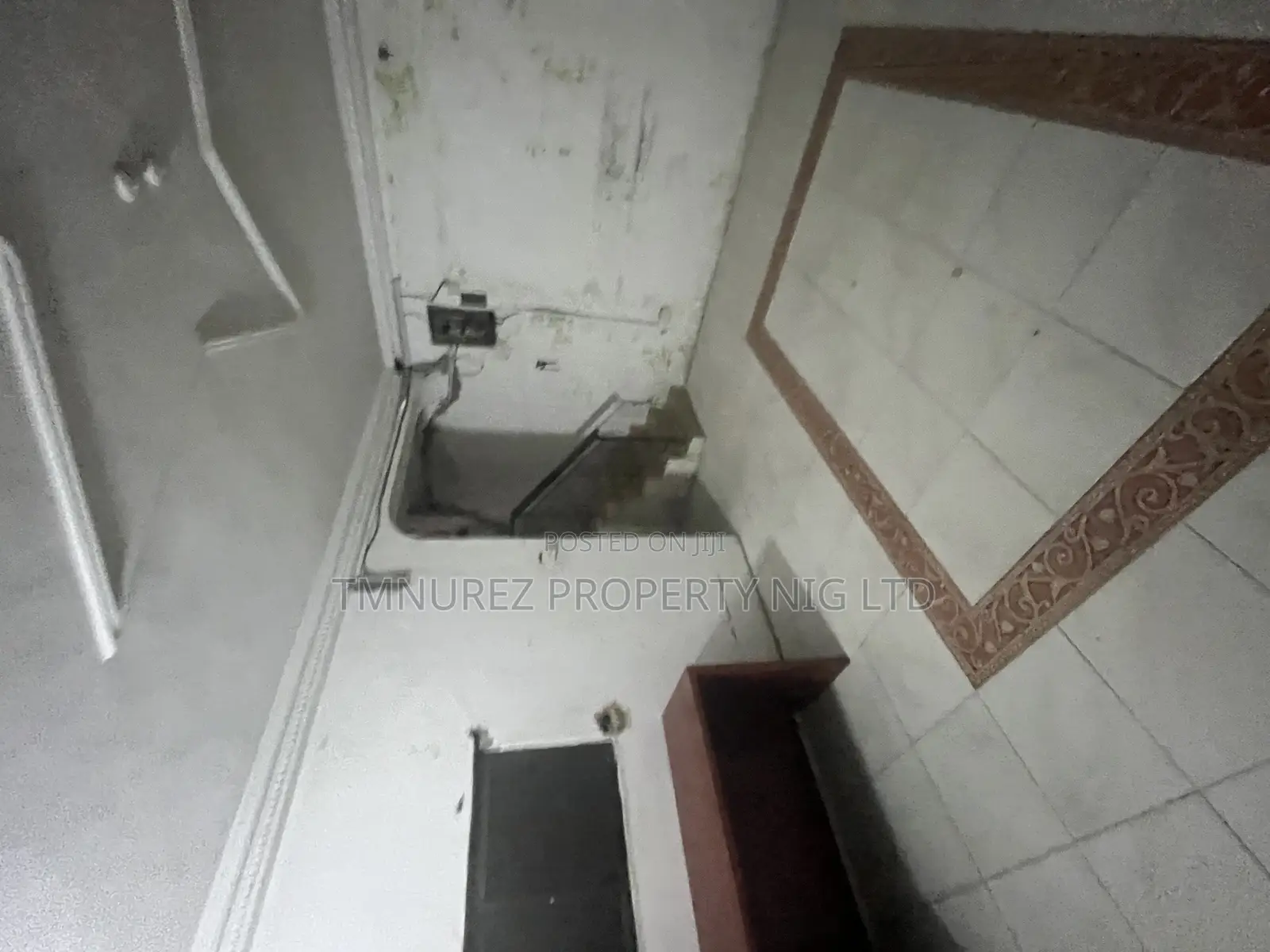 3 Bedroom Apartments to Let for for Office Purposes in Lekki Phase 1