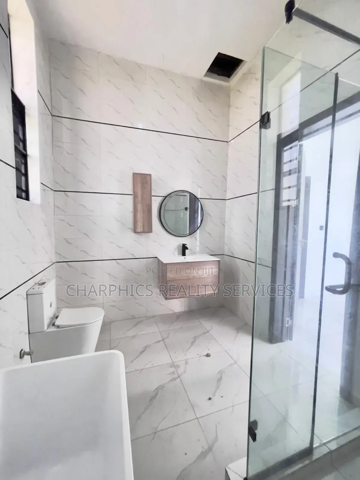 4bdrm Duplex in Lekki Phase 2 for sale in Lekki Phase 2