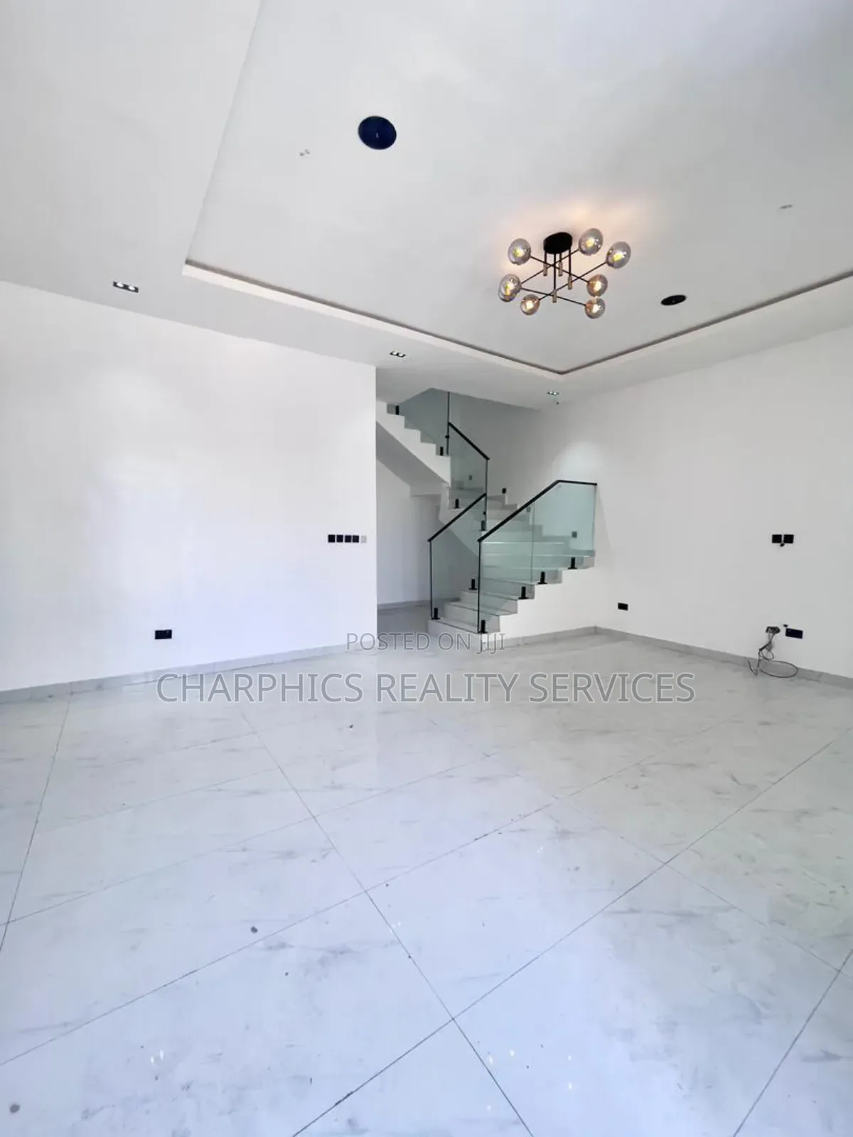 4bdrm Duplex in Lekki Phase 2 for sale in Lekki Phase 2