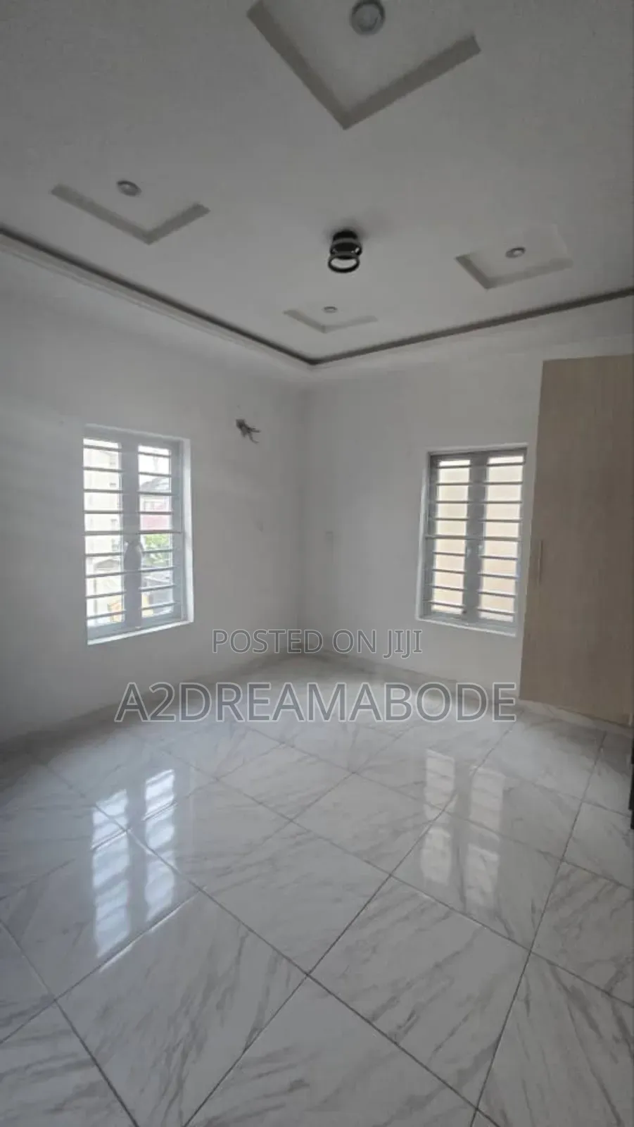 5bdrm Duplex in Omole Phase 2 for rent in Omole Phase 2