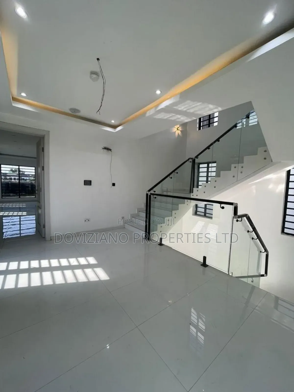 5bdrm Duplex in Ajah for sale in Ajah