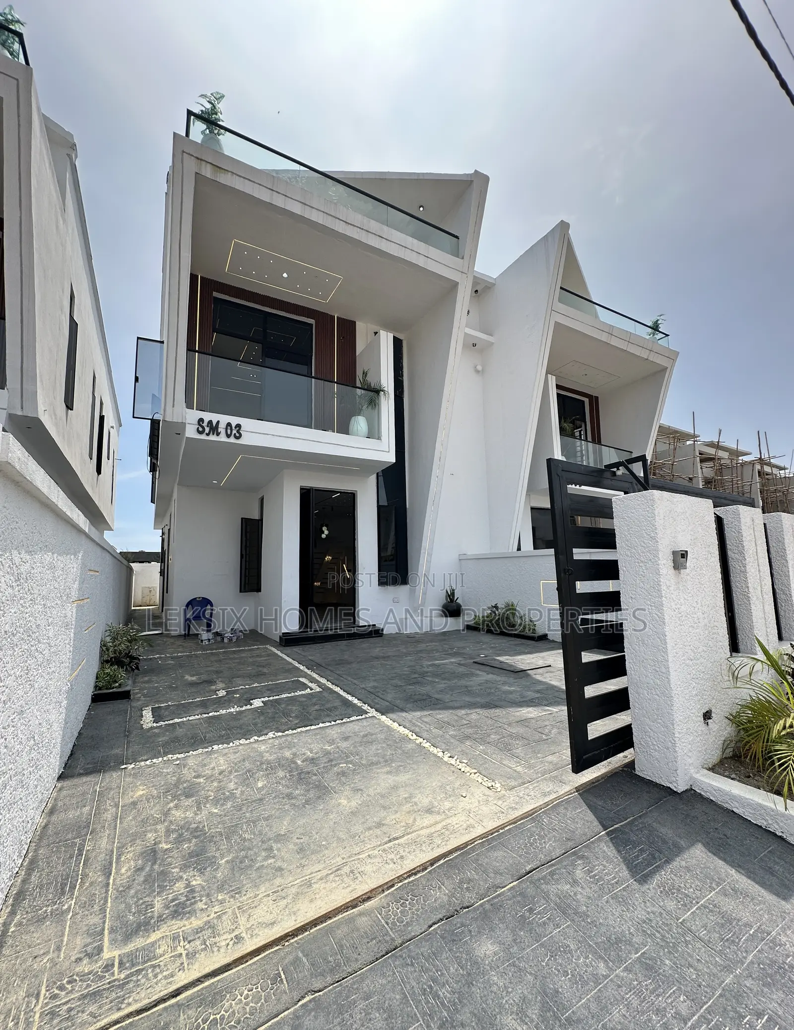 4bdrm Duplex in A Well Secured, Ikota for sale in Ikota