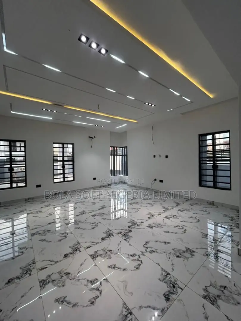 4bdrm Duplex in Akoto Estate Inside, Akala Express for sale in Akala Express