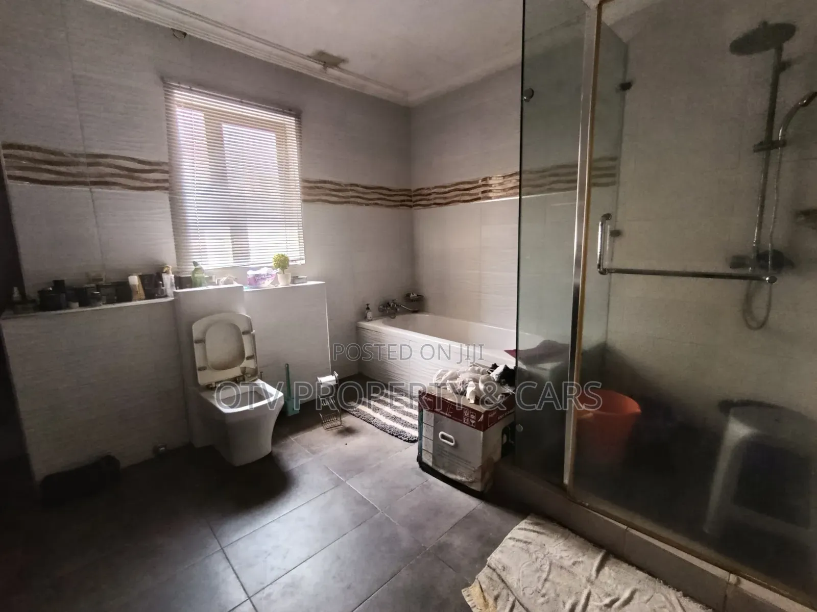 Furnished 5bdrm Duplex in Banana Island for sale in Banana Island