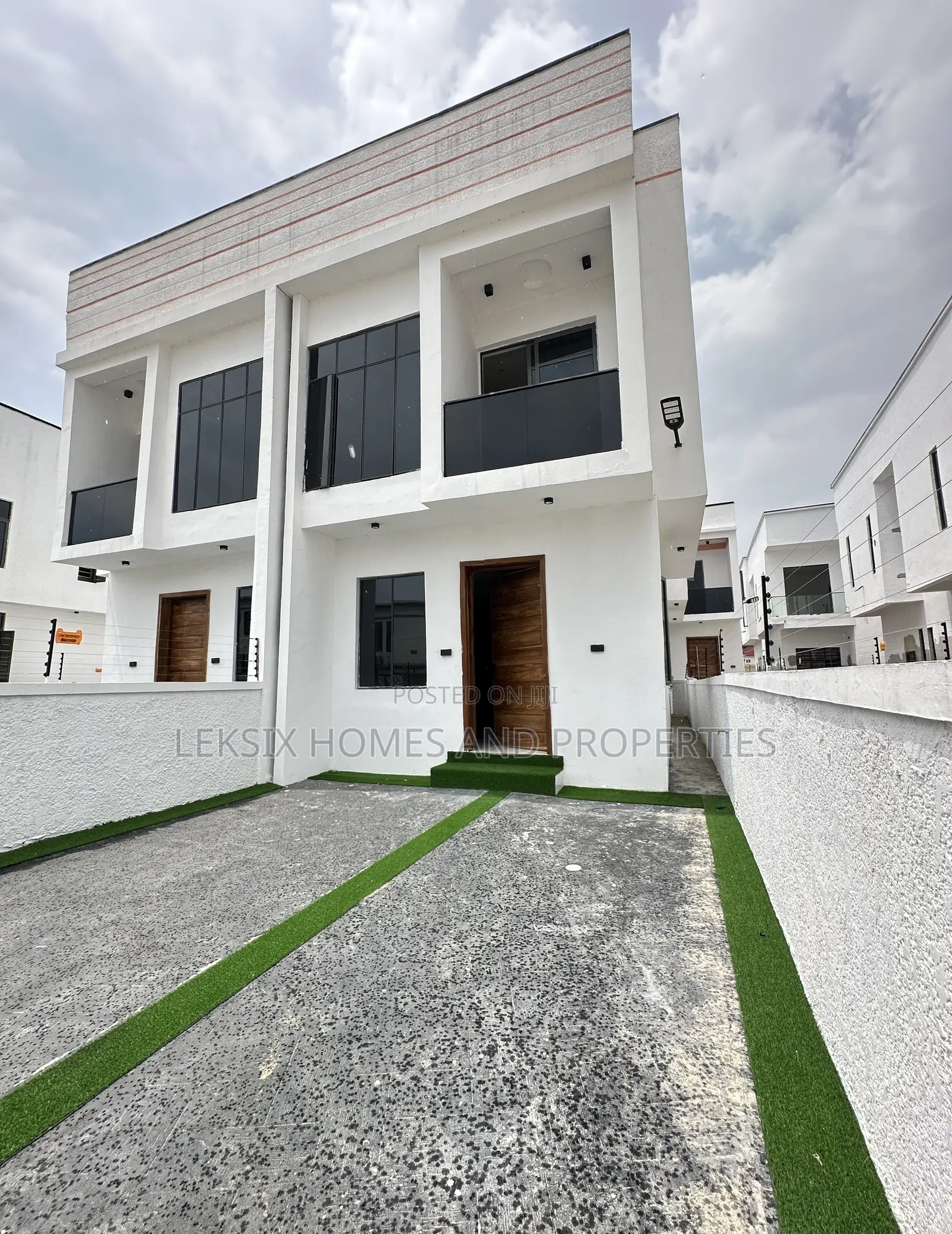 4bdrm Duplex in A Well Secured, Ikota for sale in Ikota