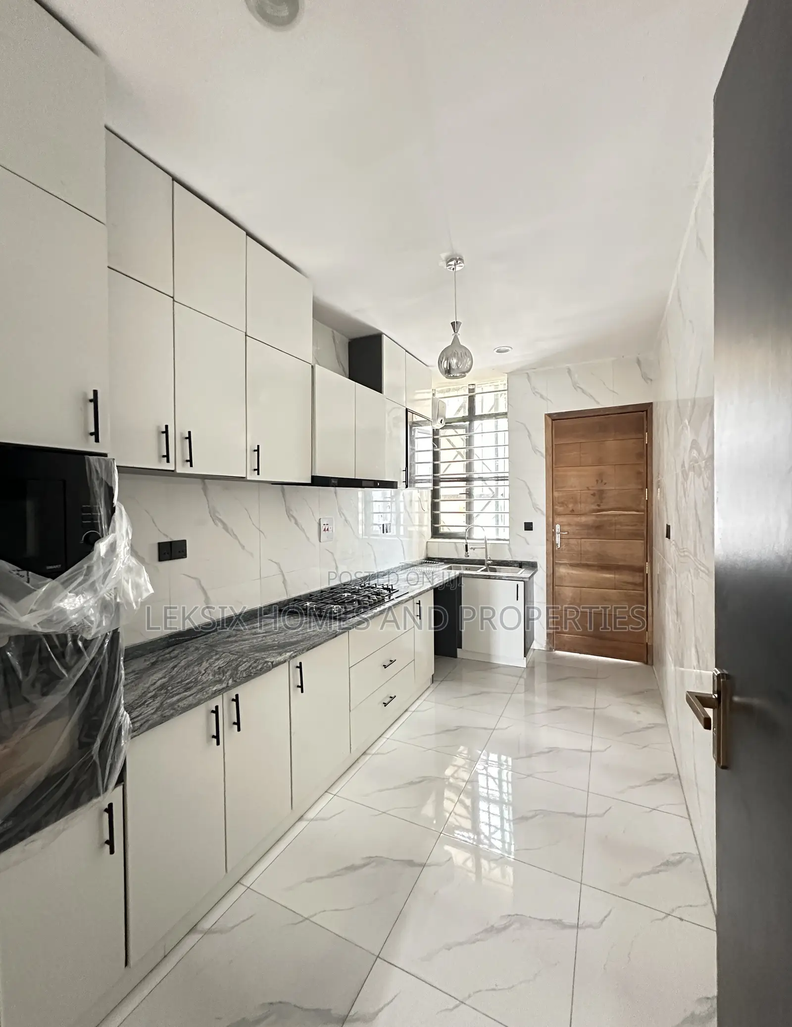 4bdrm Duplex in A Well Secured, Ikota for sale in Ikota