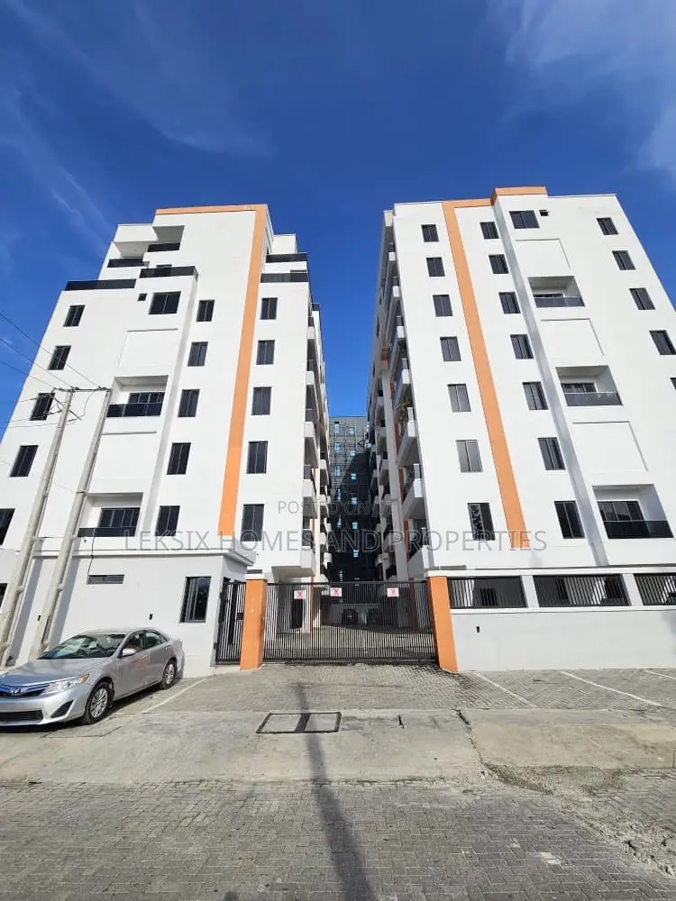 5bdrm Penthouse in A Well Serene And, Lekki Phase 1 for sale in Lekki Phase 1