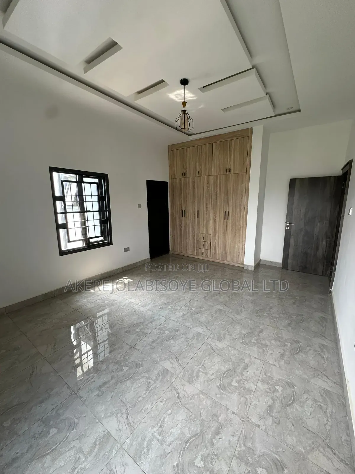 5bdrm Duplex in In An Estate for sale in Life Camp