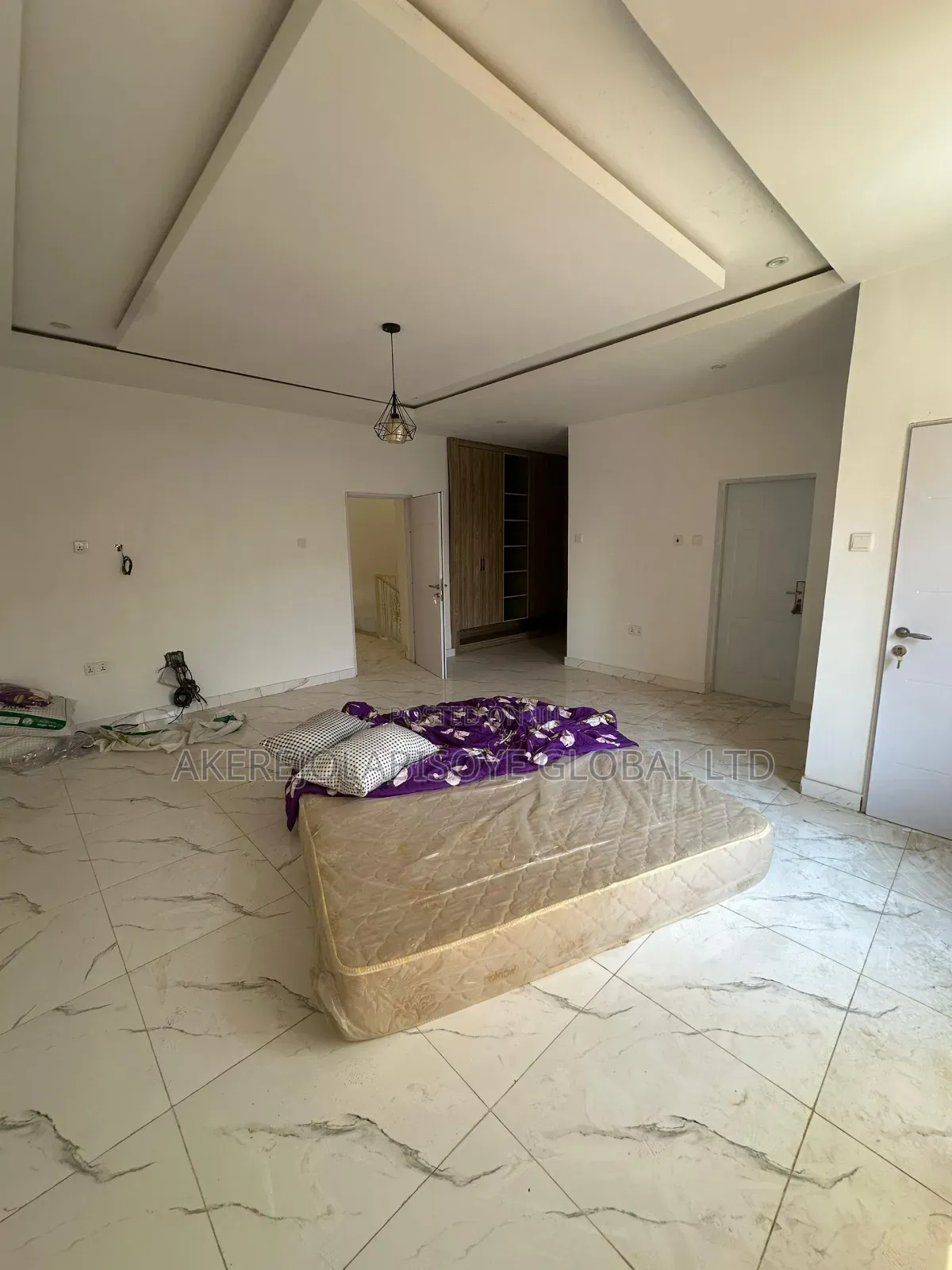 3bdrm Duplex in In An Estate for rent in Life Camp