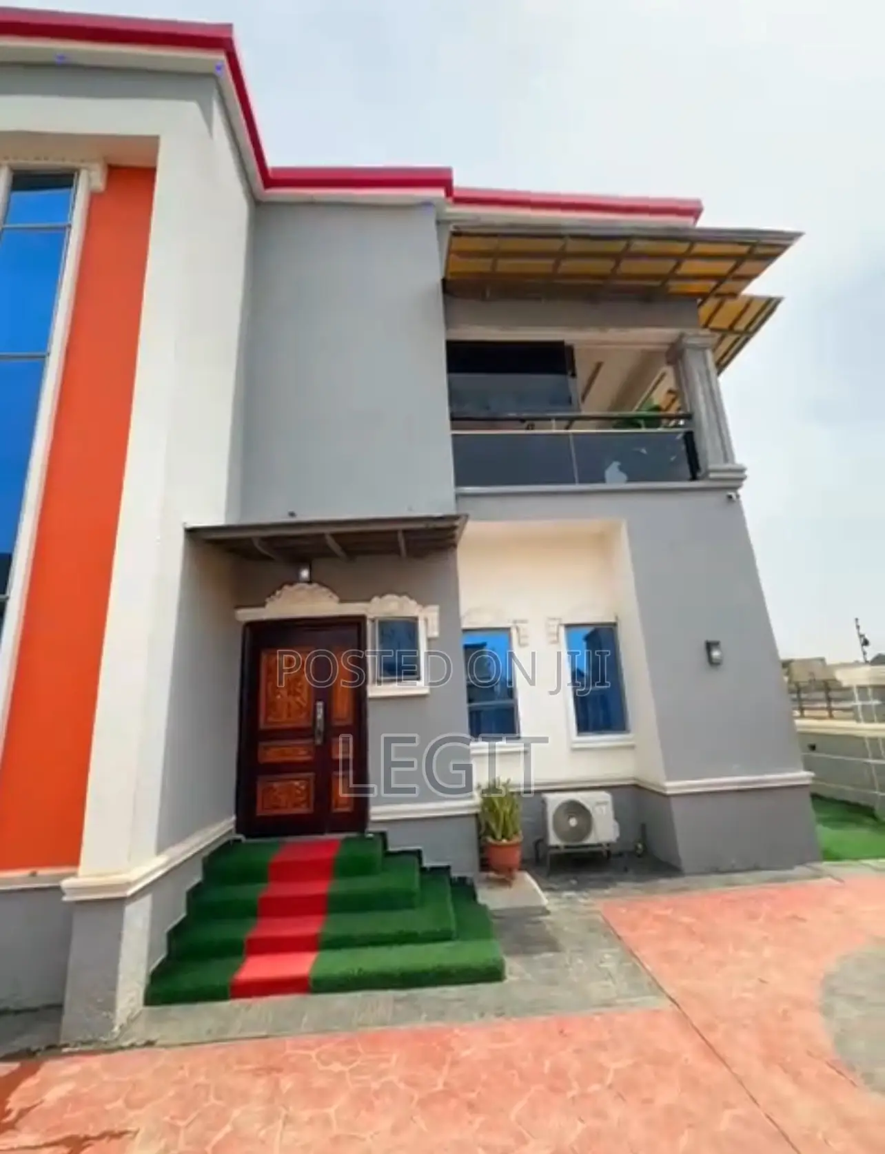 4bdrm Duplex in Lugbe District for sale in Lugbe District