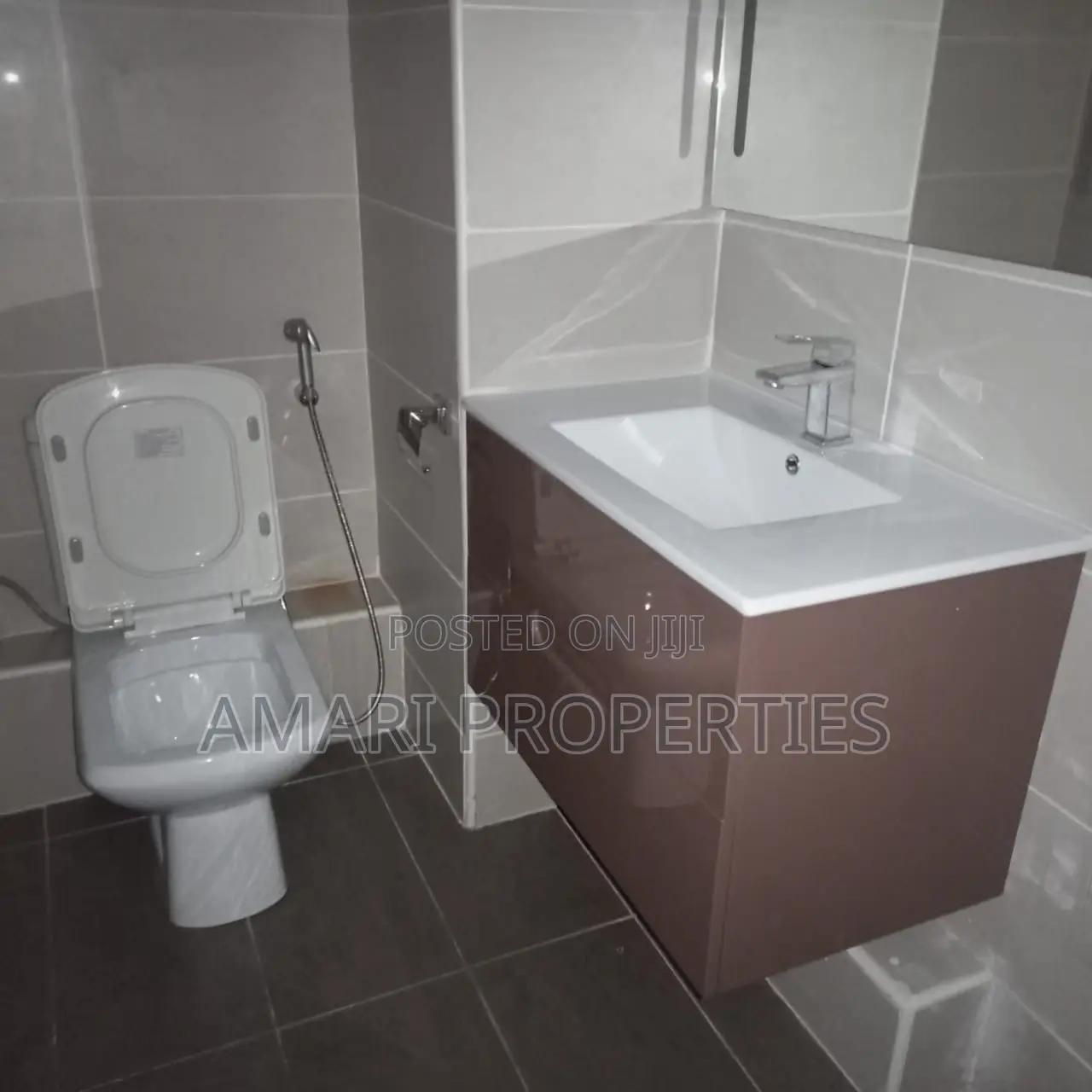 Furnished 3bdrm Block of Flats in Off Boudillon Road, for rent in Ikoyi