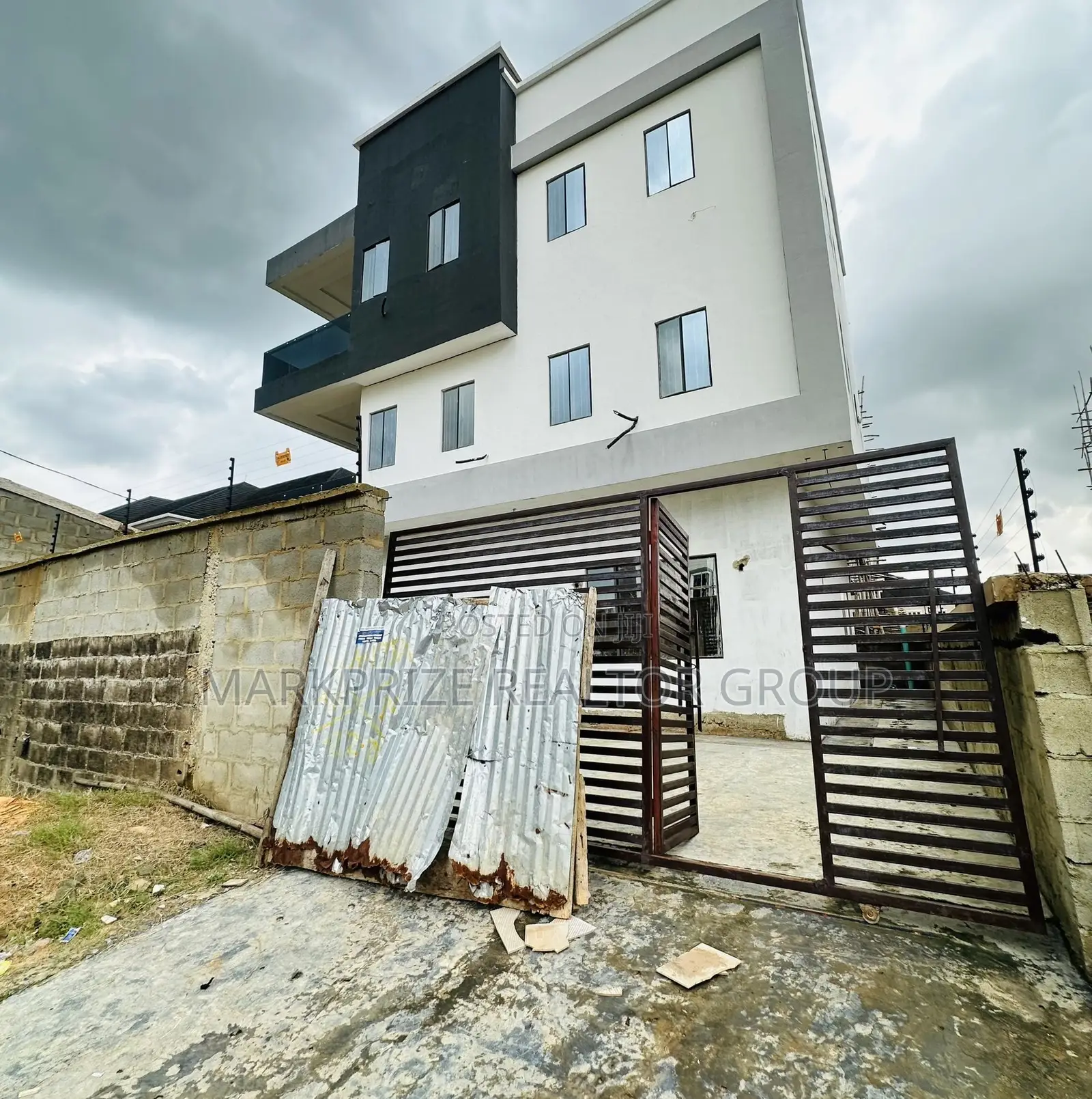 5bdrm Duplex in Opic Isheri Lagos for sale in Isheri North
