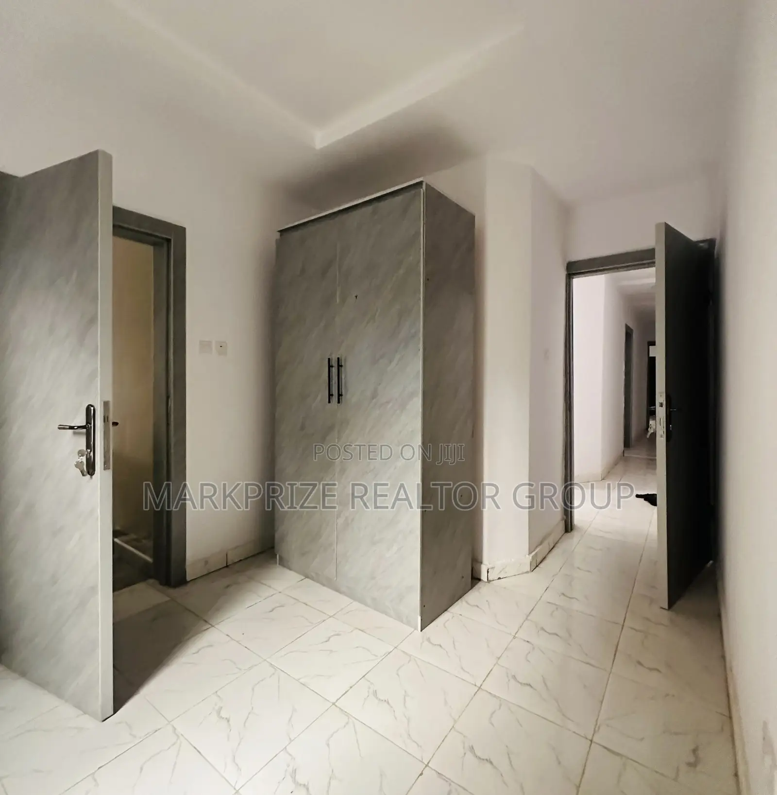 3bdrm Duplex in Olowora Magodo Lagos for sale in Magodo