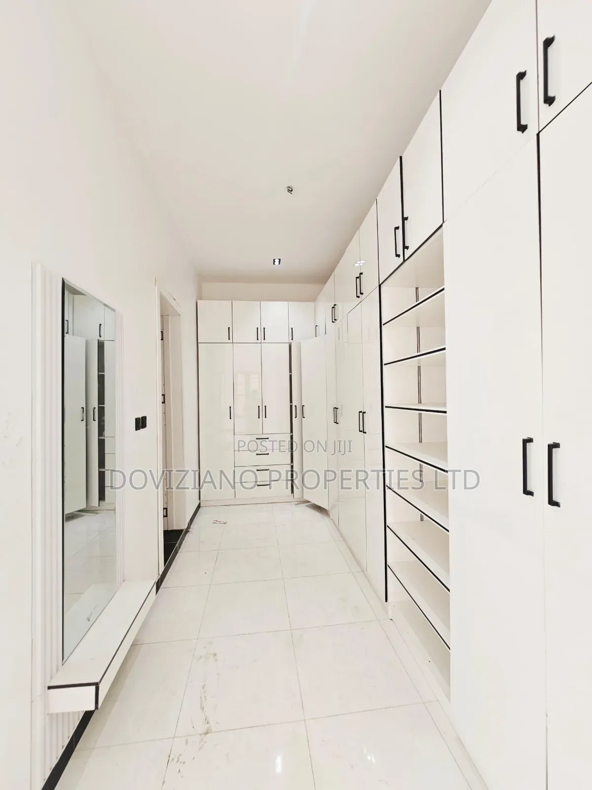 5bdrm Duplex in Ajah for sale in Ajah