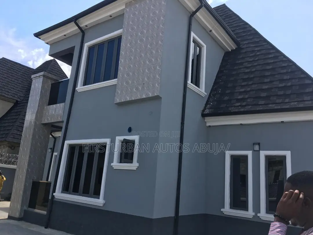4bdrm Penthouse in Unity Estate, Pyakasa for sale in Pyakasa