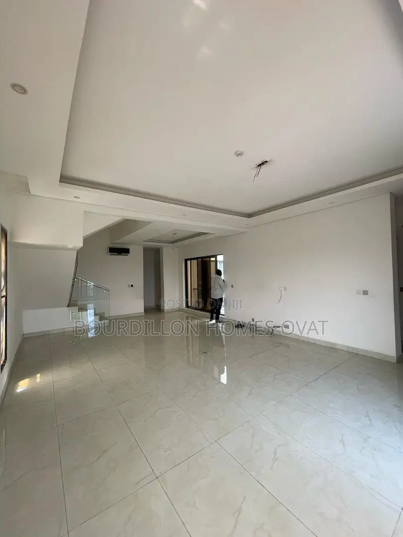 4bdrm House in Banana Island for rent in Banana Island