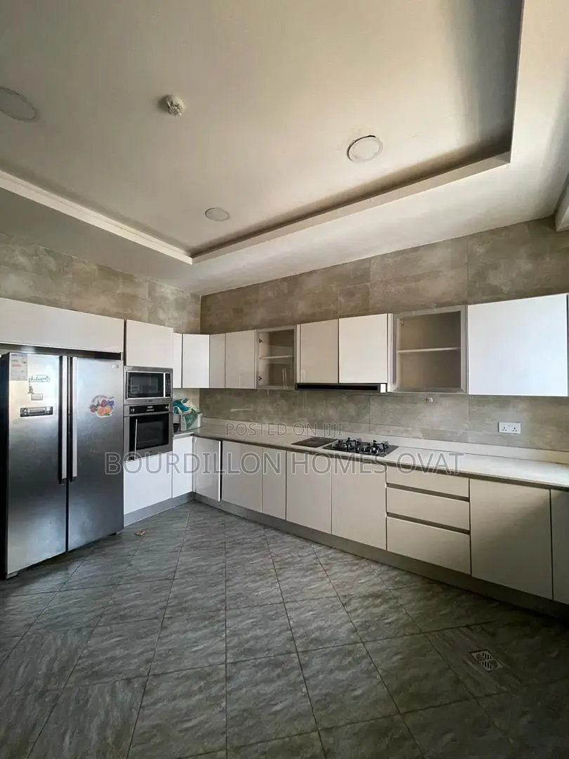 4bdrm House in Banana Island for rent in Banana Island