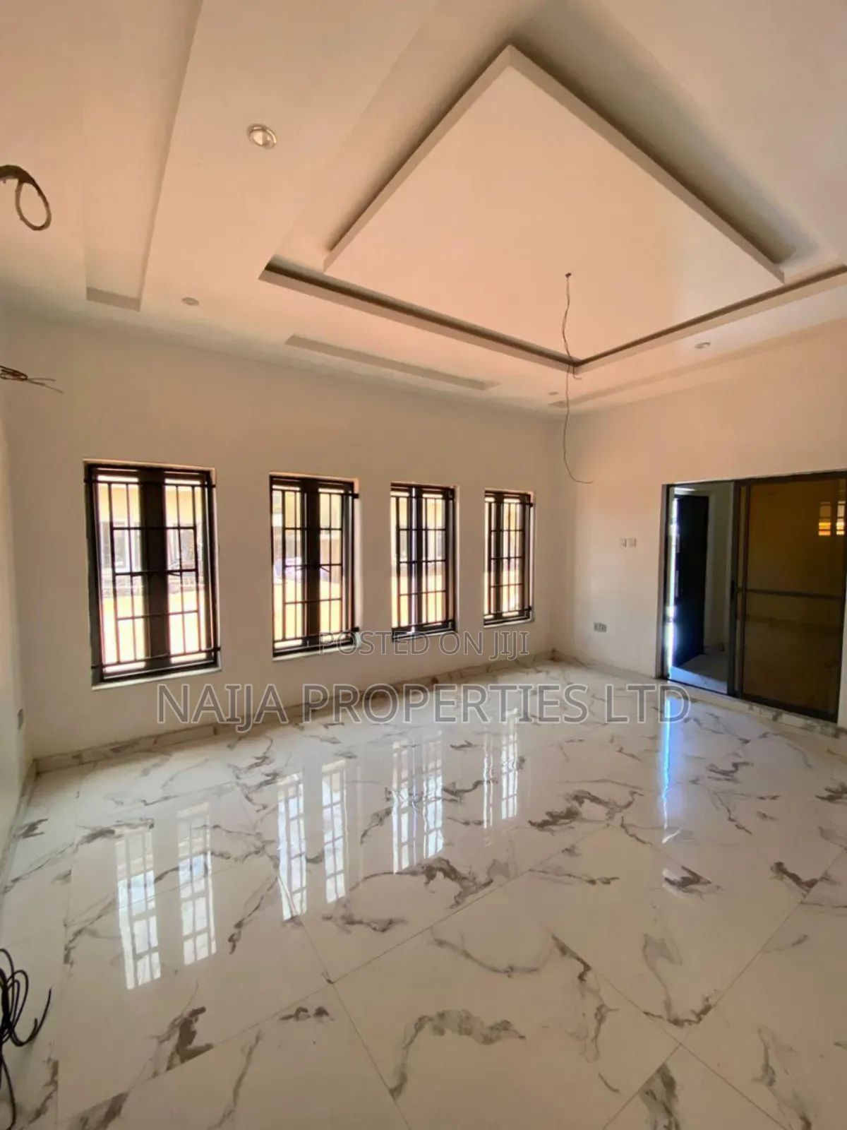 4bdrm Duplex in Lekki Phase 1 for sale in Lekki Phase 1