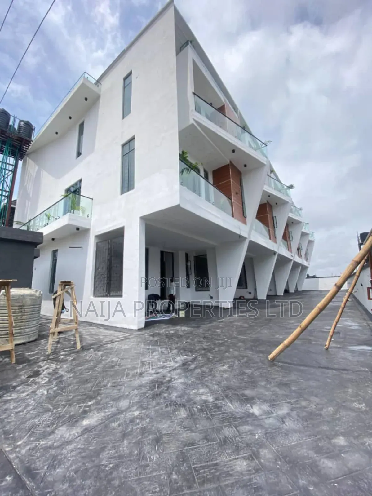 4bdrm Townhouse/Terrace in Ikate, Lekki for sale in Lekki