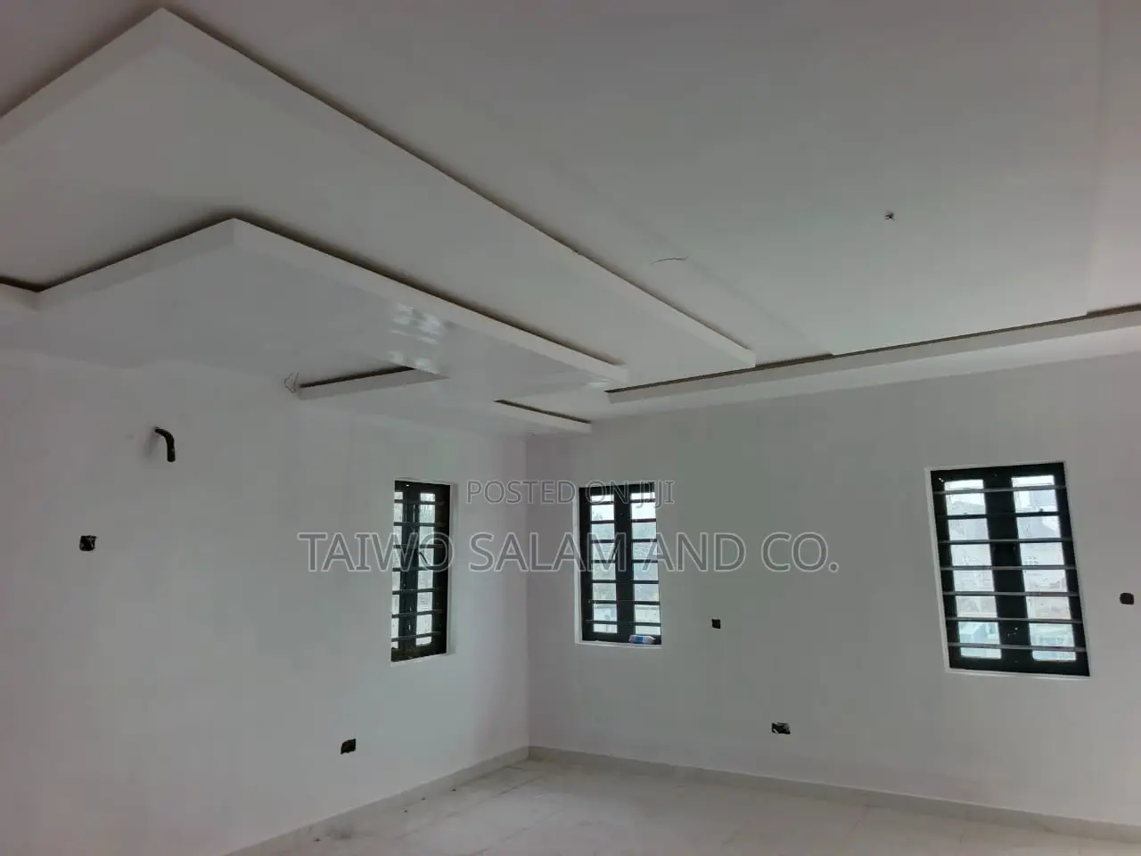 4bdrm Duplex in Samonda for sale in Samonda