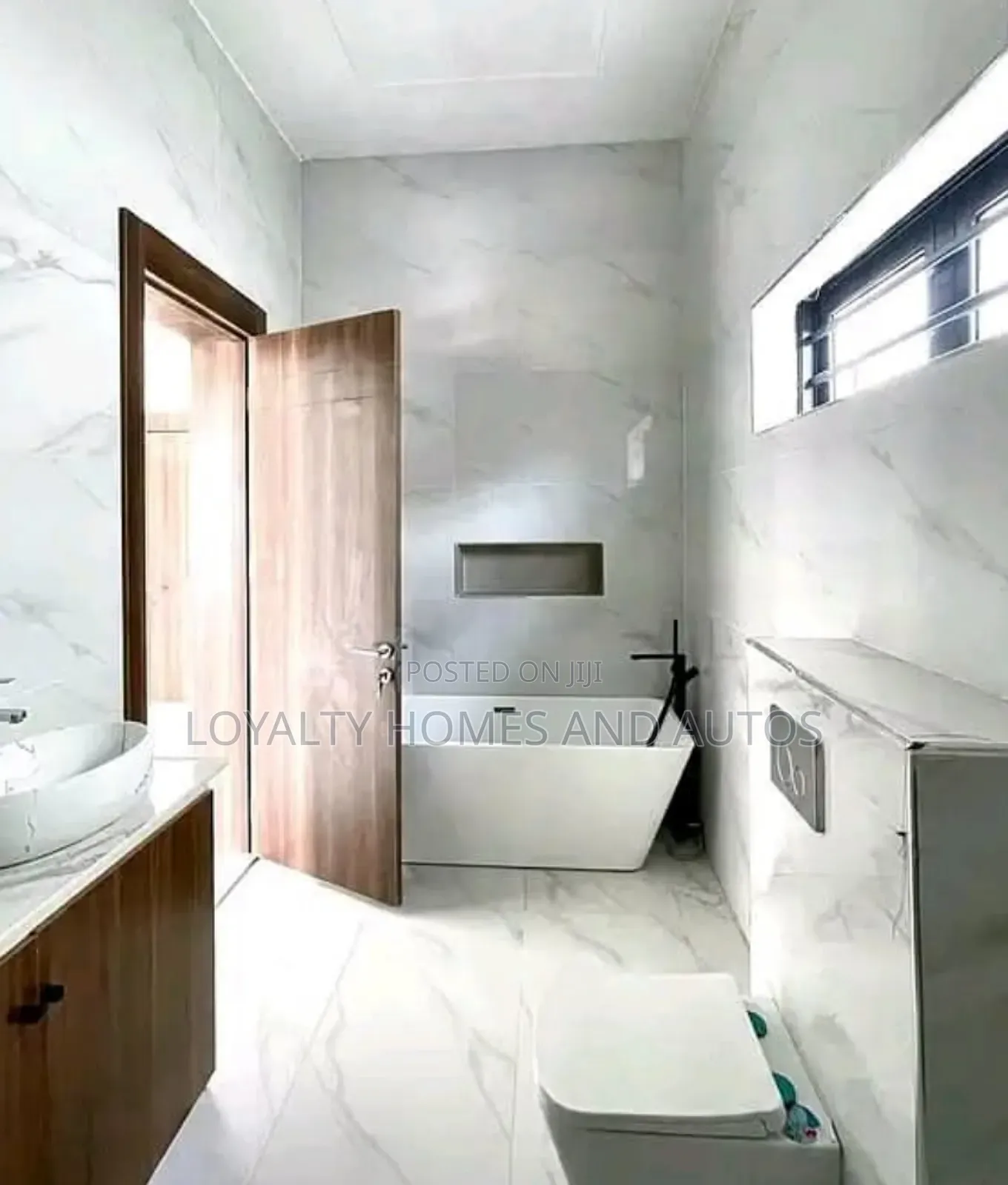 Furnished 5bdrm Duplex in Ikate for sale in Ikate