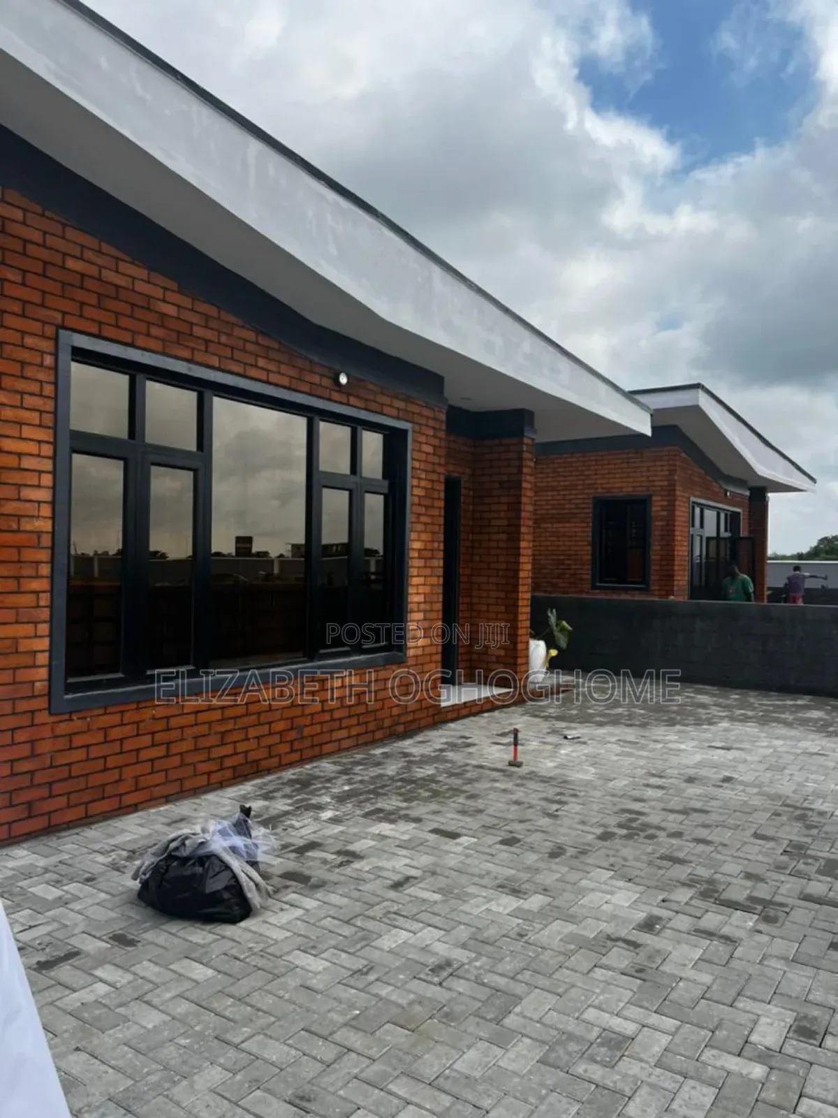 3bdrm Bungalow in Elerangbe for sale in Elerangbe