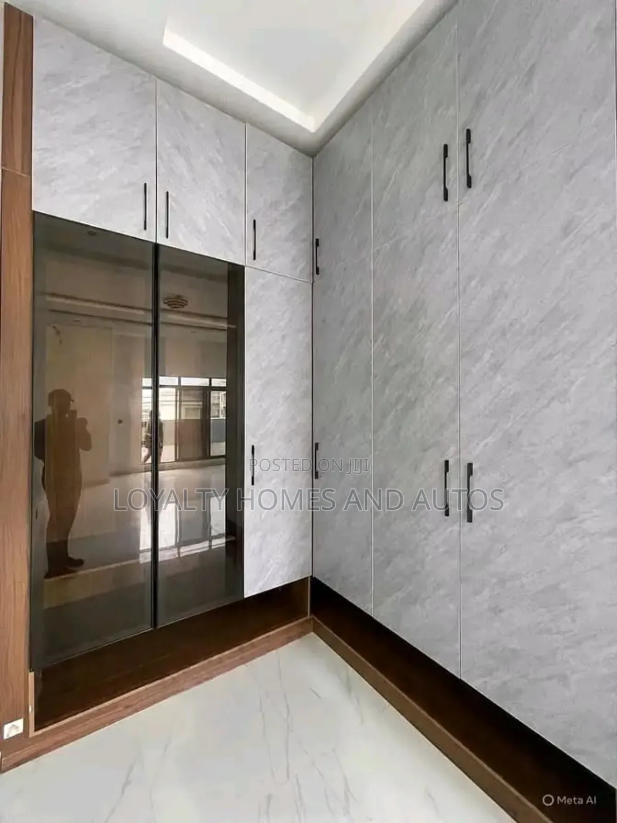 Furnished 4bdrm Duplex in GRA Phase 2 Shangisha for sale in GRA Phase 2 Shangisha